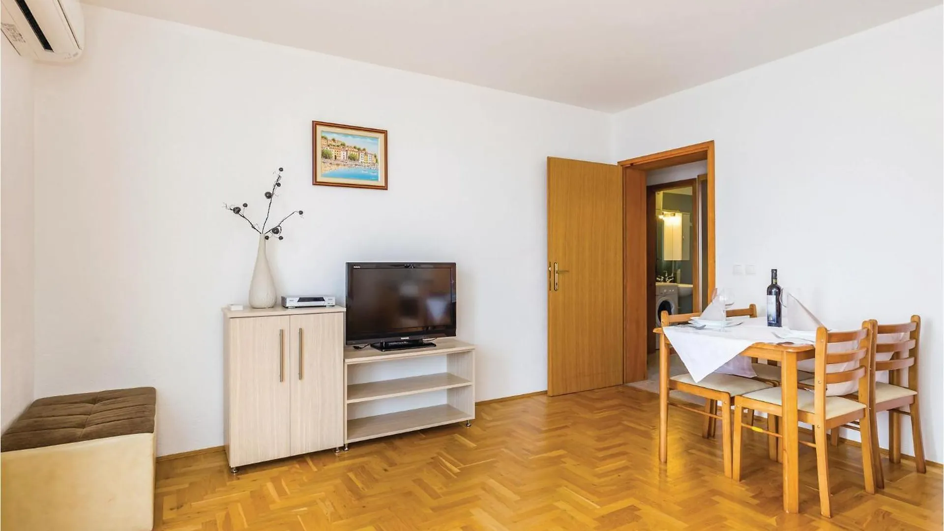Stunning Apartment In Moscenicka Draga Croatia