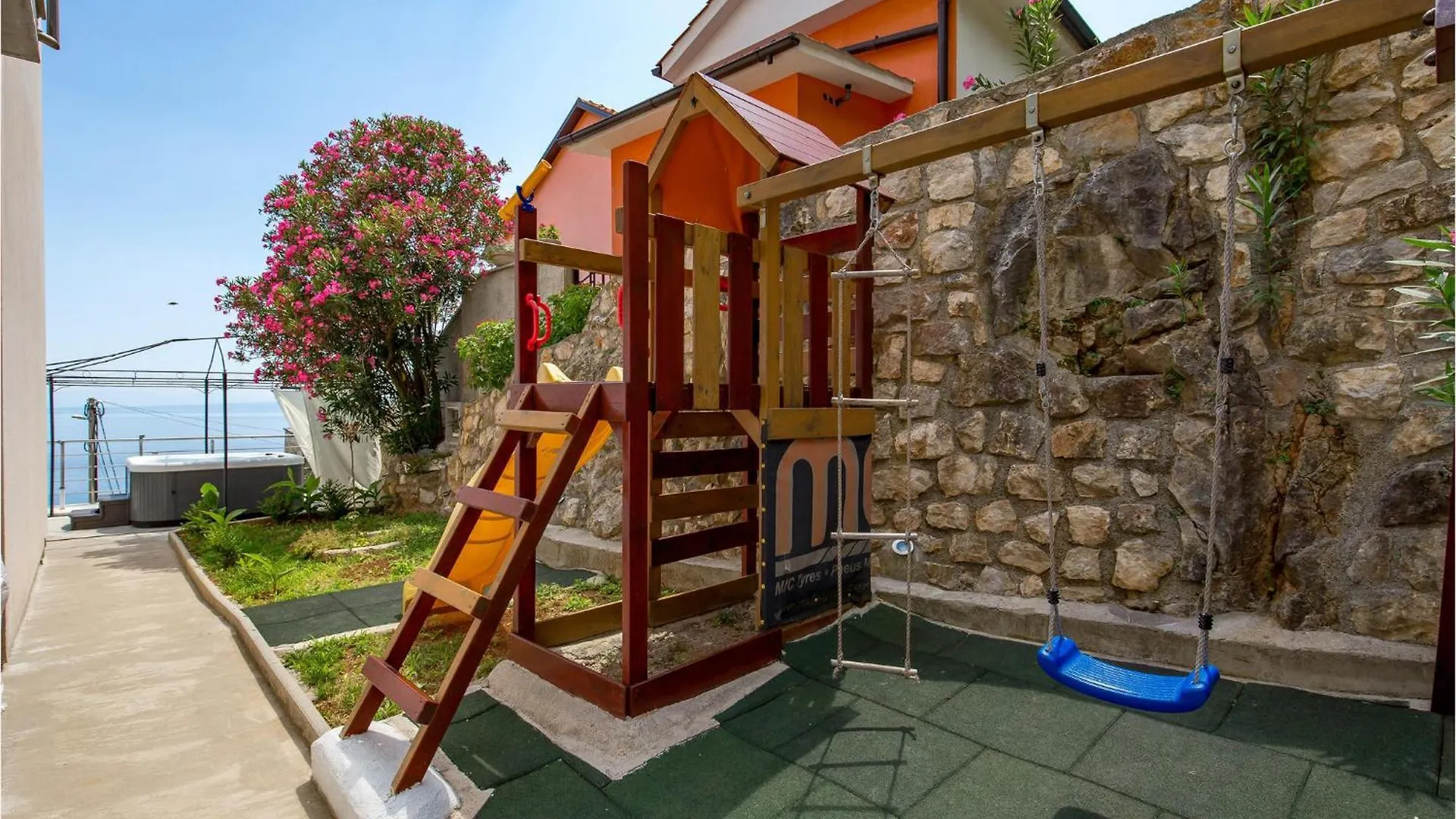 Stunning Apartment In Moscenicka Draga